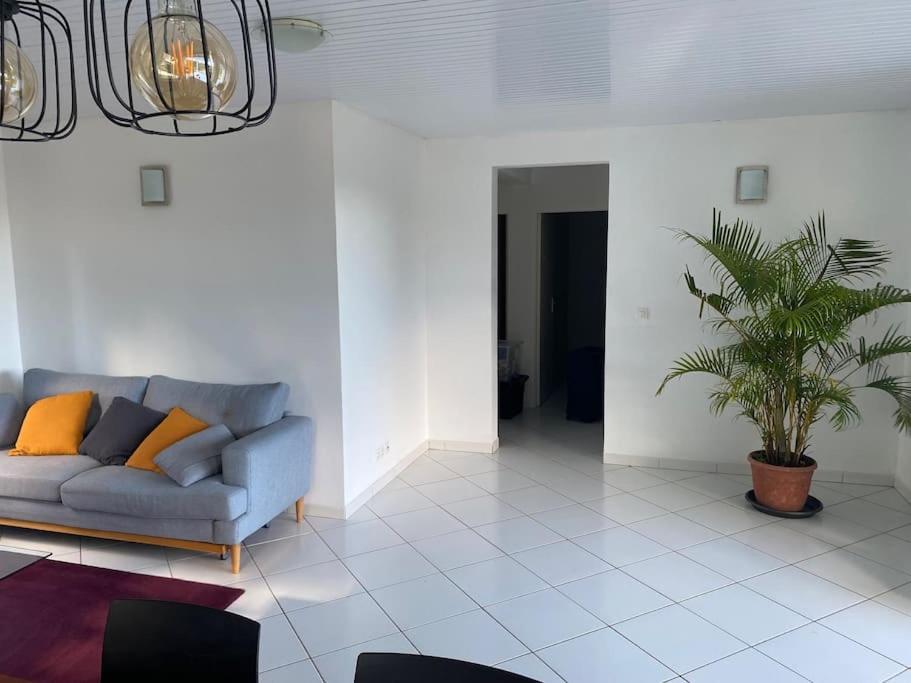 Les Terrasses De Maelle - Jolie Villa F4 Vue Mer Riviere-Salee Exteriör bild